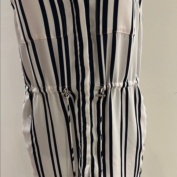 H&M Black and White Sleeveless Shirt Dress - Picture 5 of 10